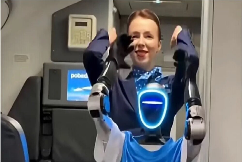 معرفی نخستین مهماندار رباتیک در روسیه