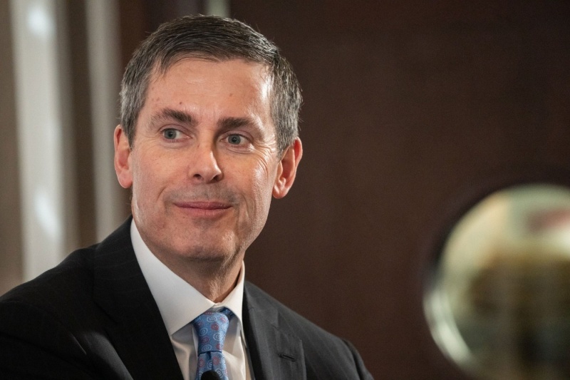 مدیرعامل بزرگ‌ترین شرکت دارویی جهان از چه نوع هوش مصنوعی بهره می‌برد؟