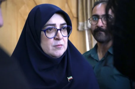 رفع فیلترینگ همچنان در انتظار تصمیم‌گیری/ دولت مخالف اینترنت طبقاتی است