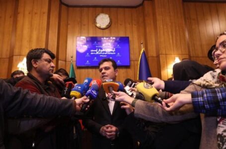 دولت قاطعانه با تغییر مرجع صدور مجوز تاکسی‌های اینترنتی مخالفت کرد