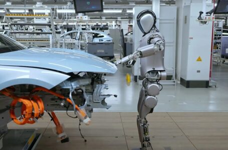 چین با «کارخانه‌های هوشمند» صنعت را دگرگون می‌کند