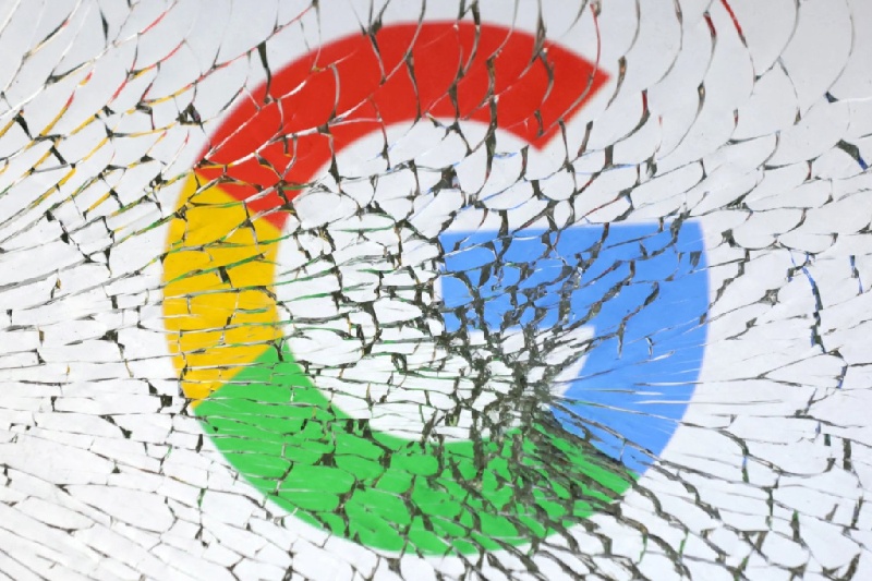 حکم تاریخی دادگاه: قراردادهای جنجالی گوگل باید هر سال تجدید شوند